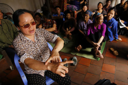 Nước mắt dồn điền đổi thửa